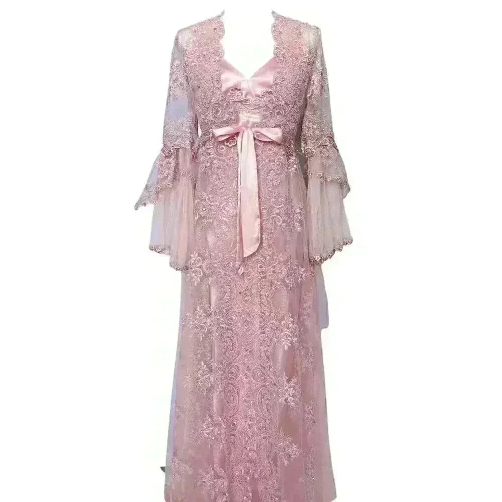 Luxurious Pink Satin and Lace Bridal Night Dress and Robe